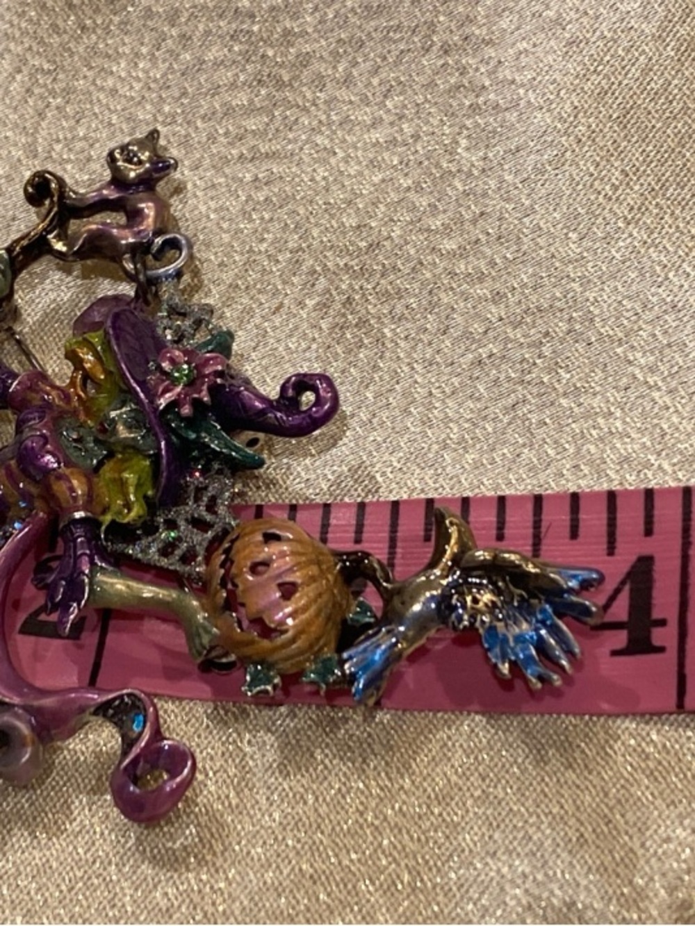 Vintage Large Kirks Folly Enamel Enchantress Witch Brooch with Pumpkin and Crow - Picture 5 of 7
